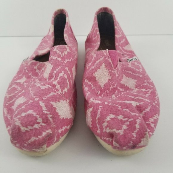 TOMS Pink & White Aztec Print Slip On Shoes - Picture 3 of 7